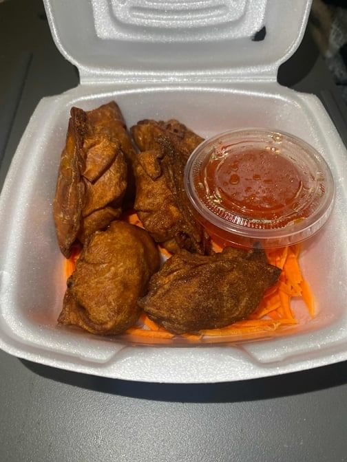 4. Pot Sticker (6 Pcs.).