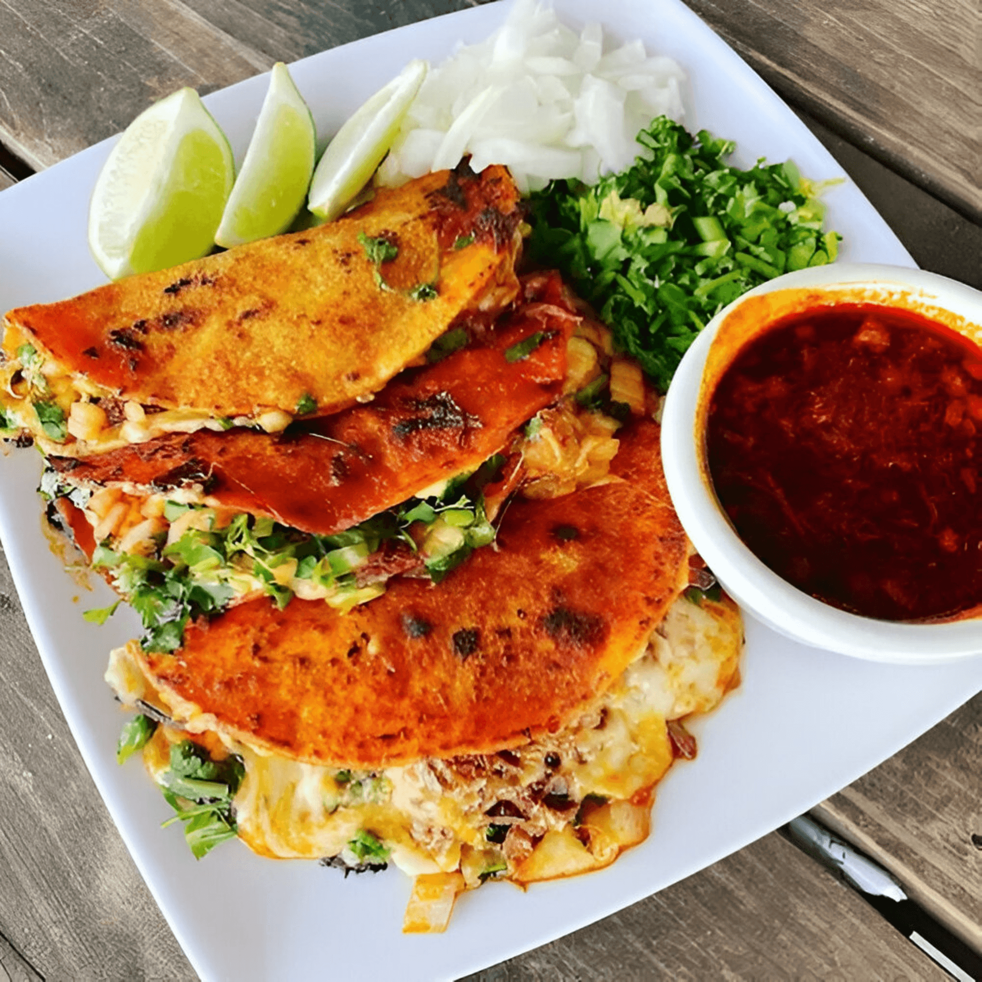 Los 3 Regios Mexican Restaurant gallery image #2