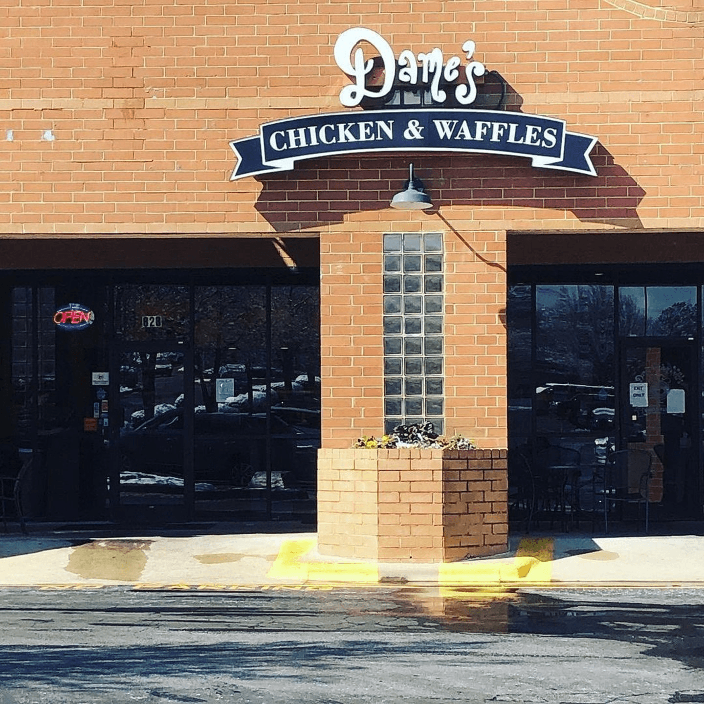 Dame’s Chicken & Waffles – Greensboro