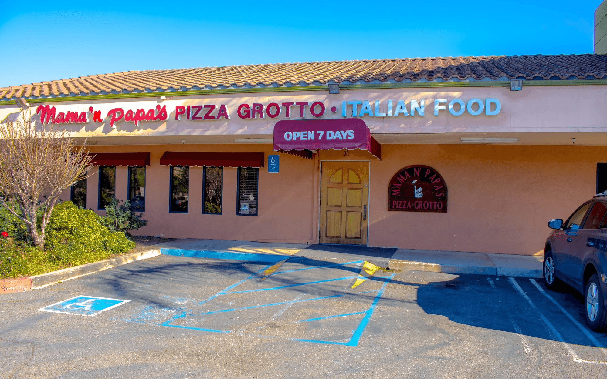 Papa's Pizza - Pizza Restaurant in Montague