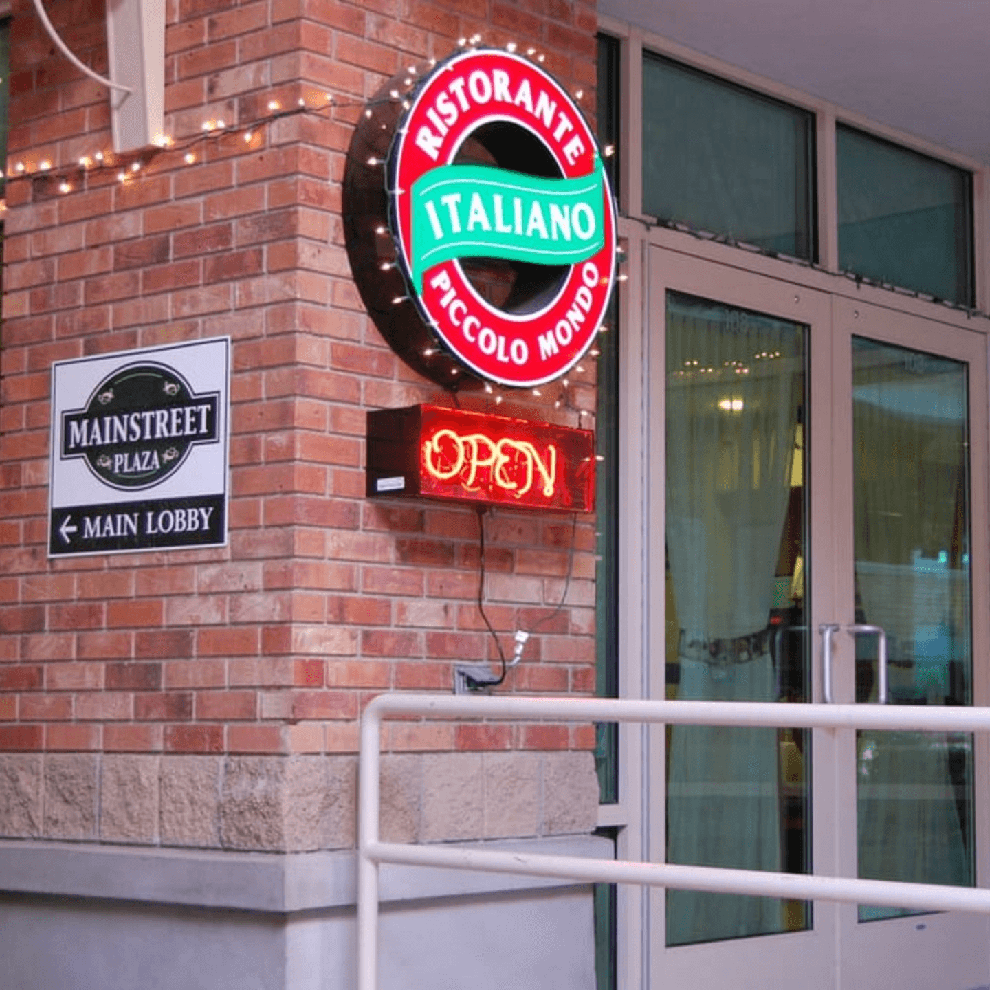 From Piccolo Mondo to Chef Alfredo's