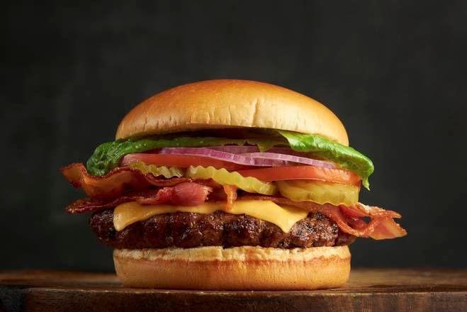 1/2 Lb Bacon Cheeseburger.