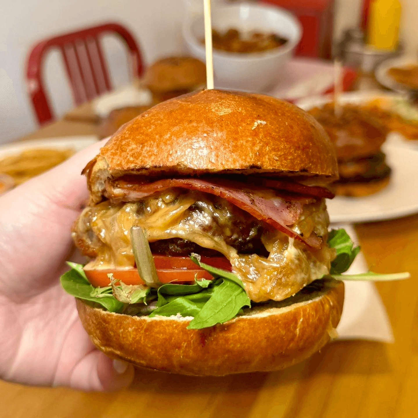 A Burger Experience Like No Other 🍔