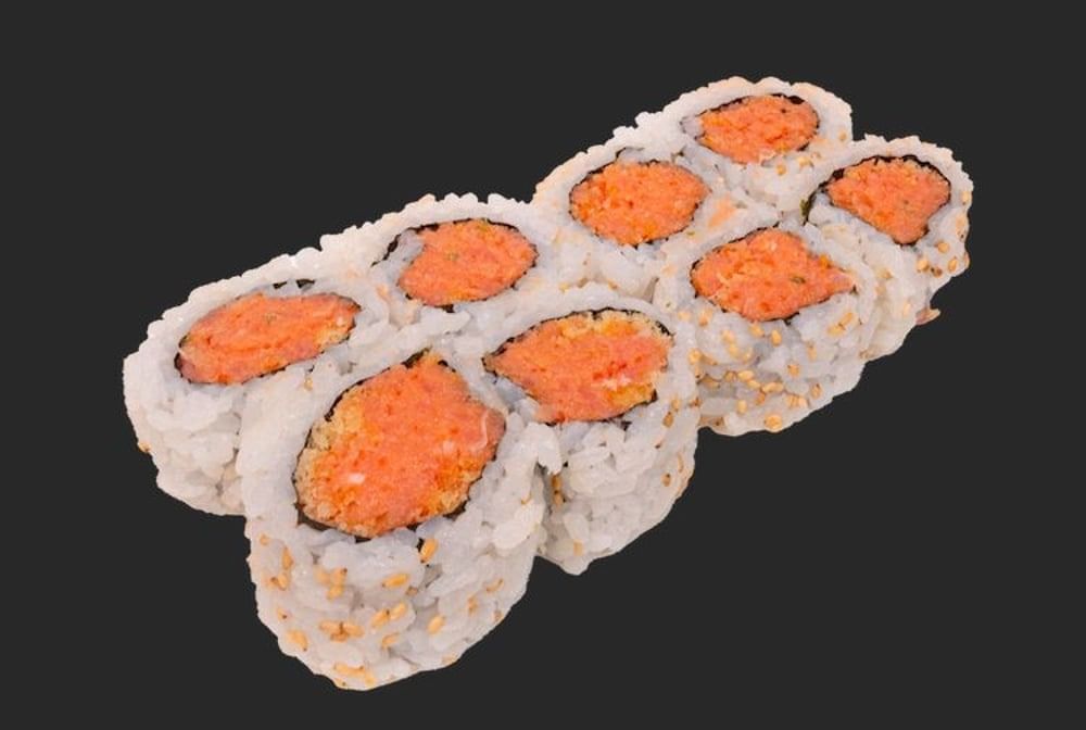 R9 Spicy Tuna Roll/ Raw Fish.