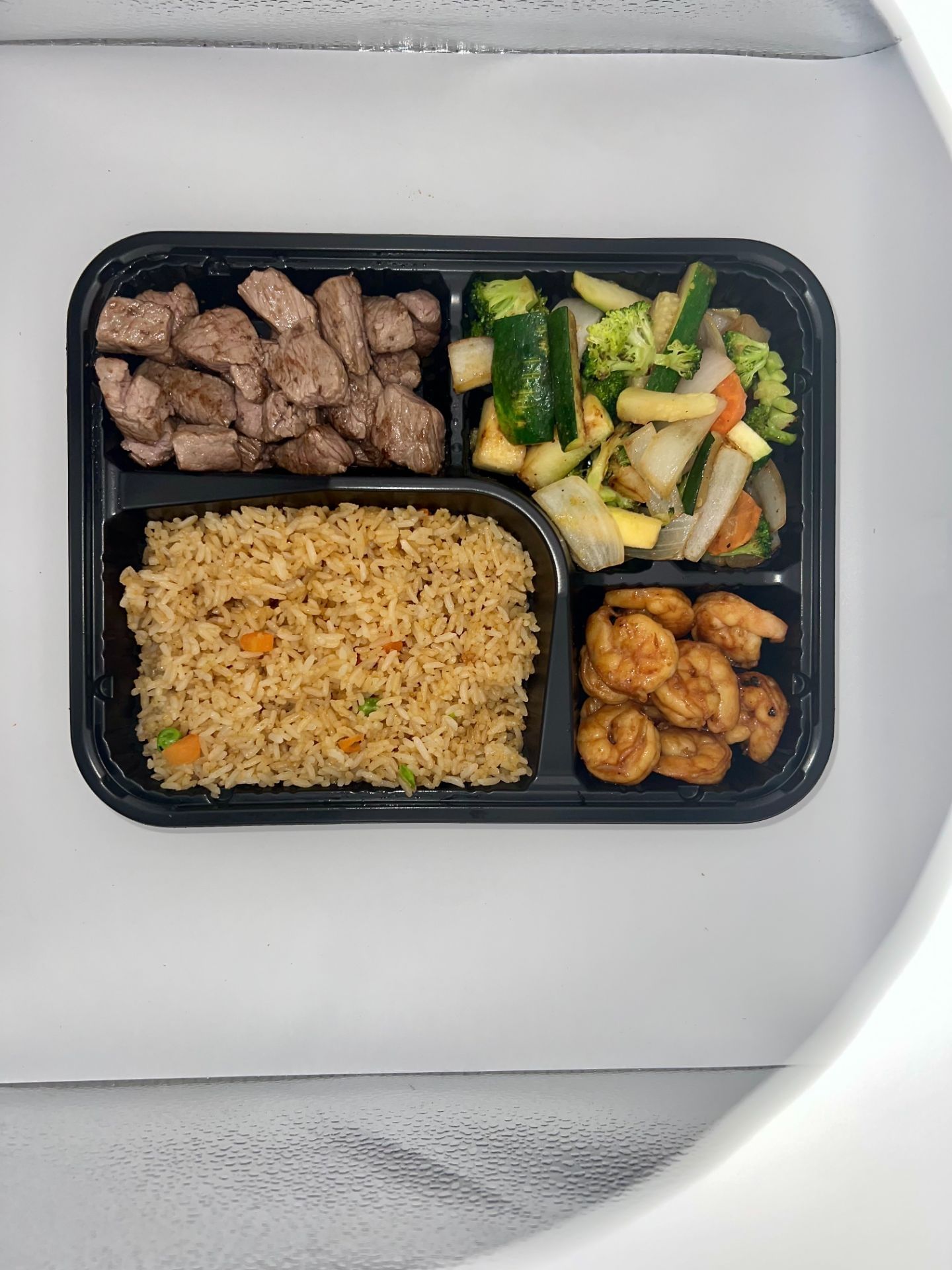 HL9. Steak & Shrimp (6 pcs) Lunch Special.