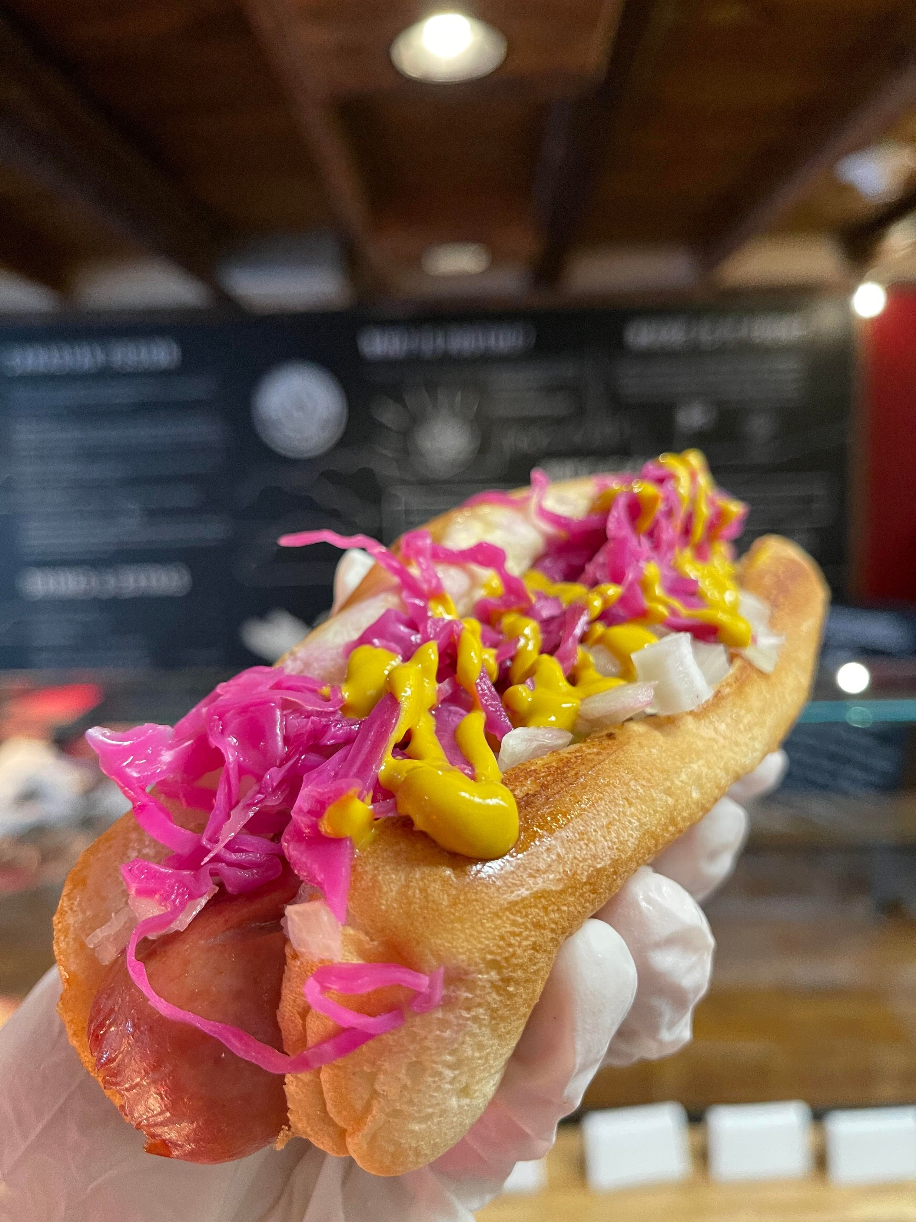 Steamy Dog (Hot Dog).