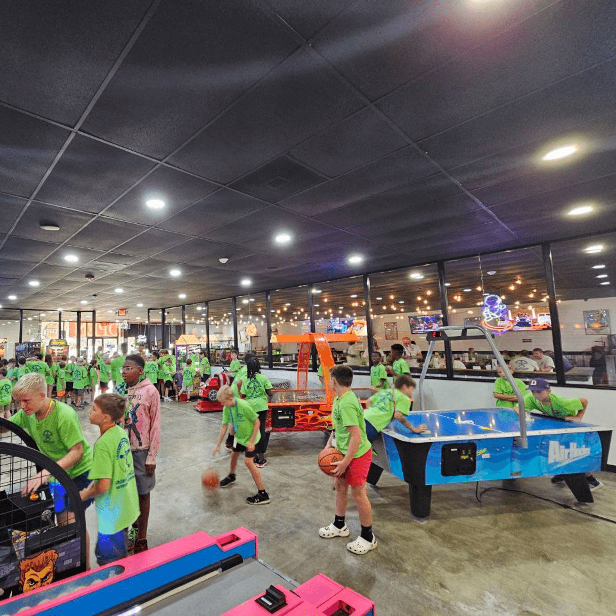 Decades Family Restaurant gallery image #5