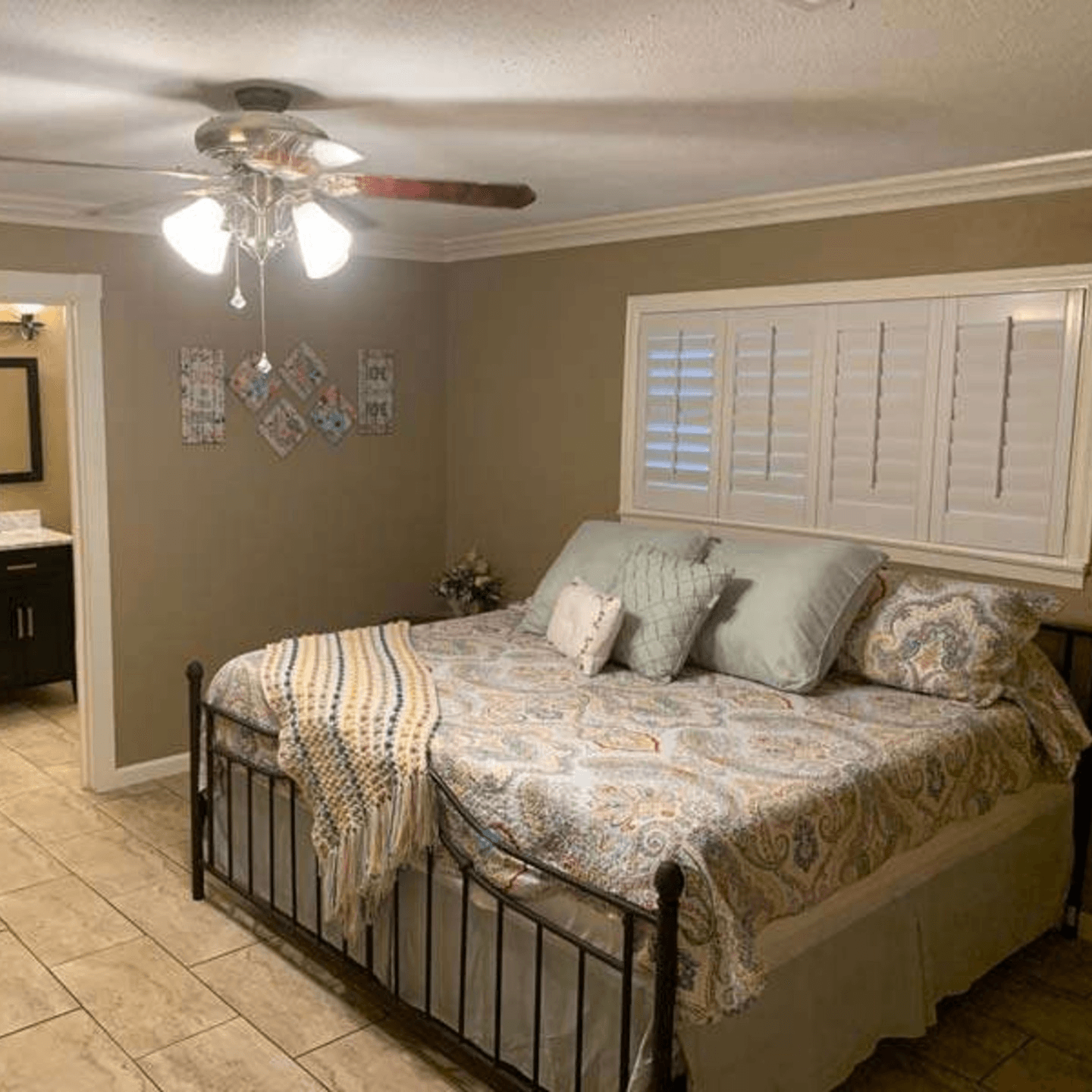 Brazos River Room