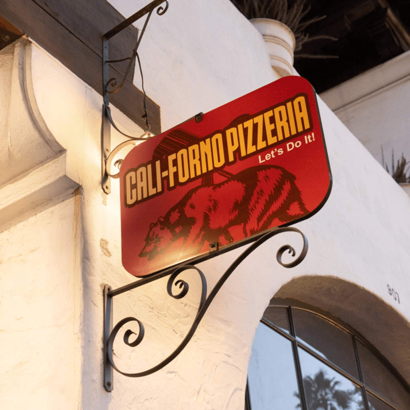 A Family Tradition of Great Pizza