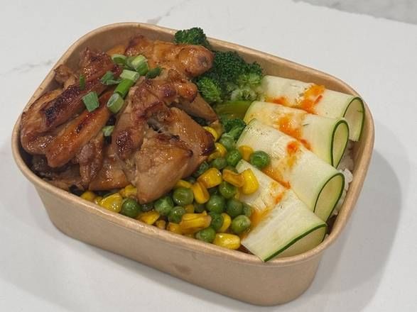 Halal BBQ Chicken Rice Bowl.