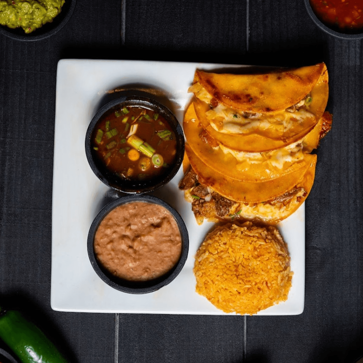 Quesabirria Tacos: A Flavor Explosion! 🌮🧀