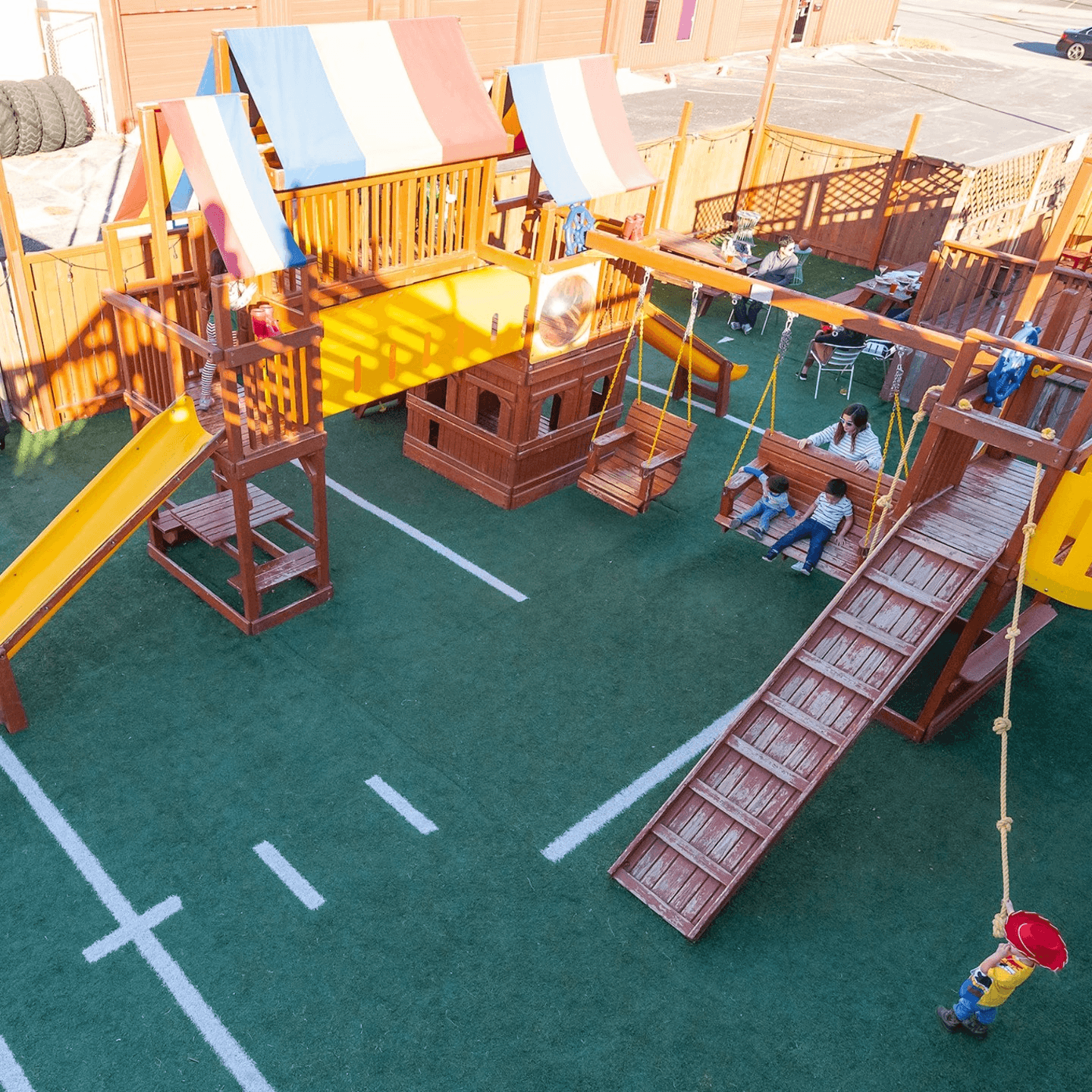 Kid Friendly until 9pm!