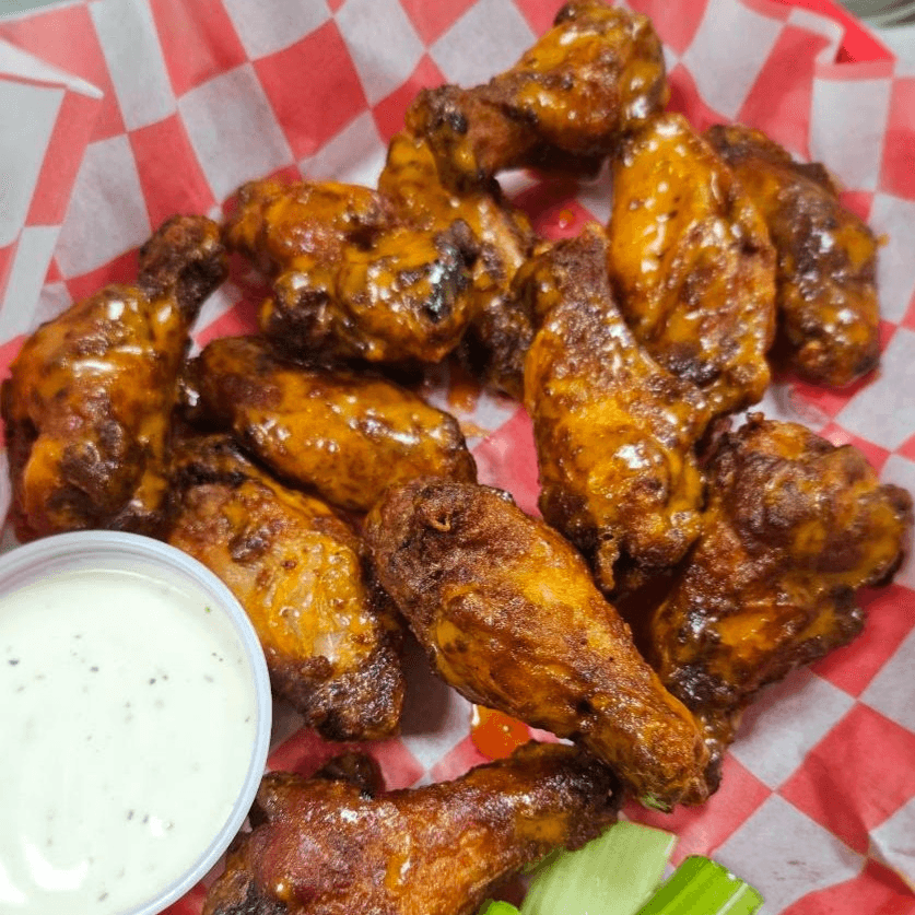 6 Wings ( 1/2 Order).