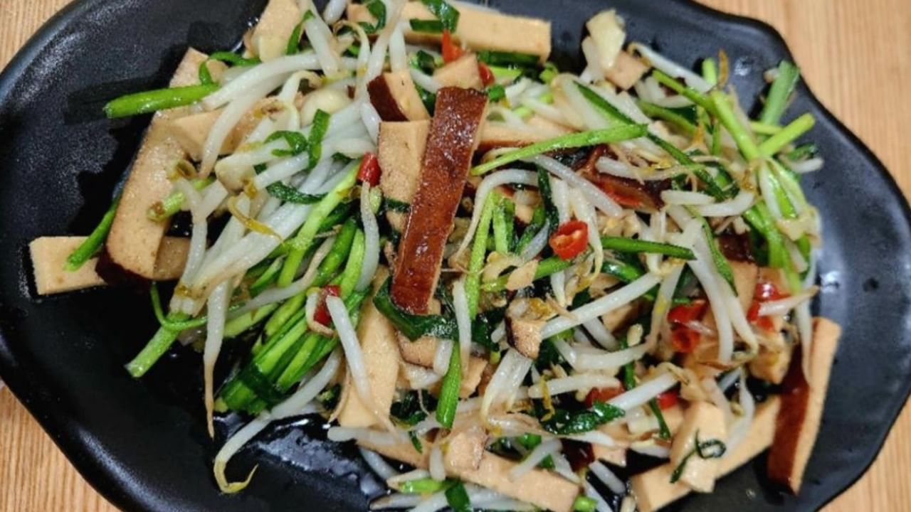 Stir Fried Tofu with Veggies 爆炒地三鮮.