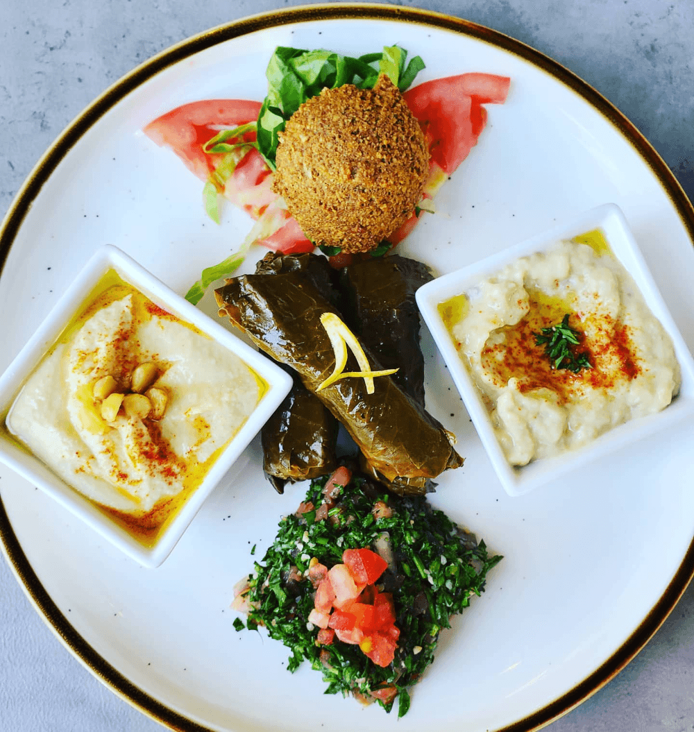 A Well-Balanced Menu Focused on Health and Dietary Needs