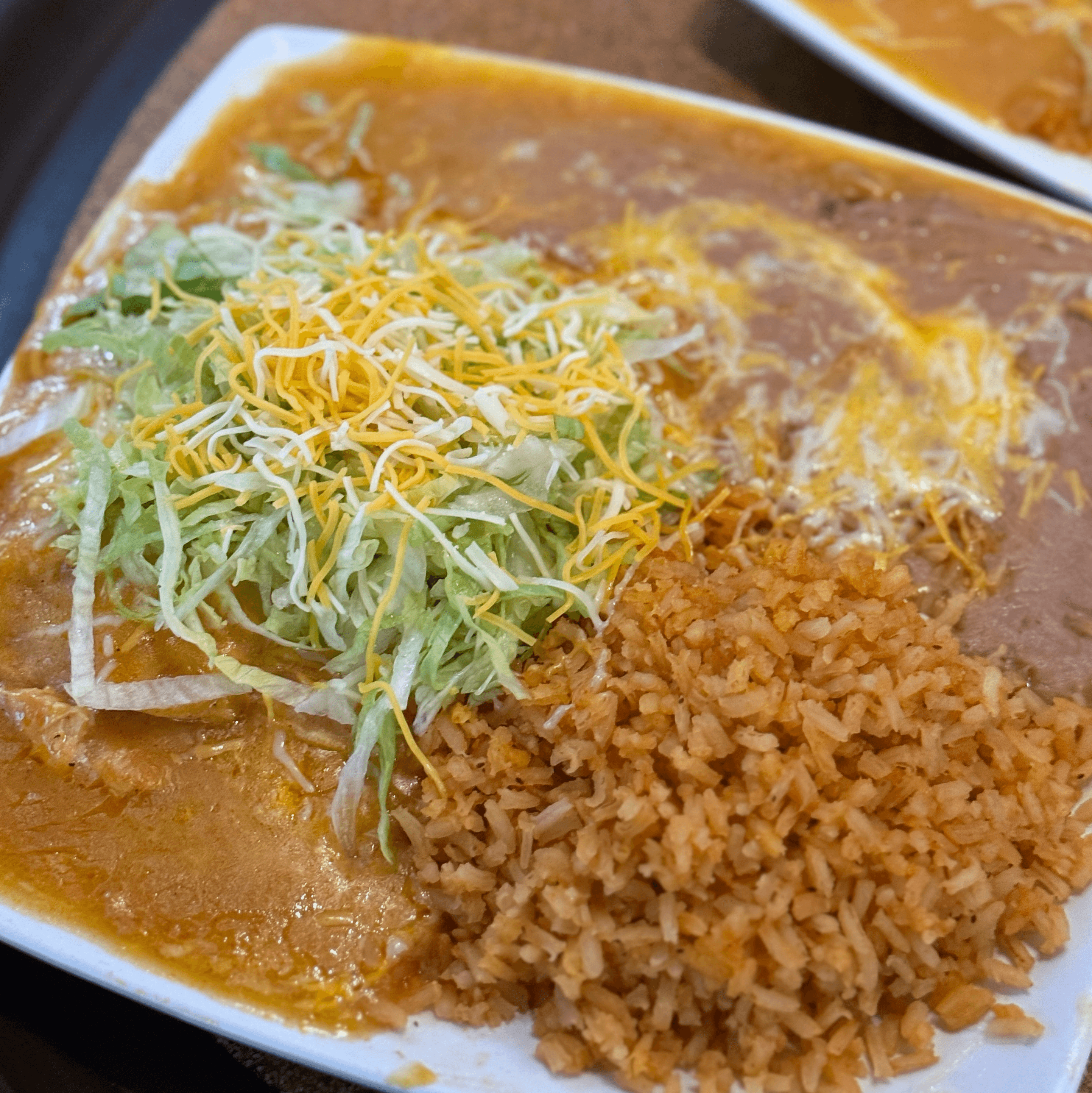 D13 Las Comadres (2 Enchiladas).