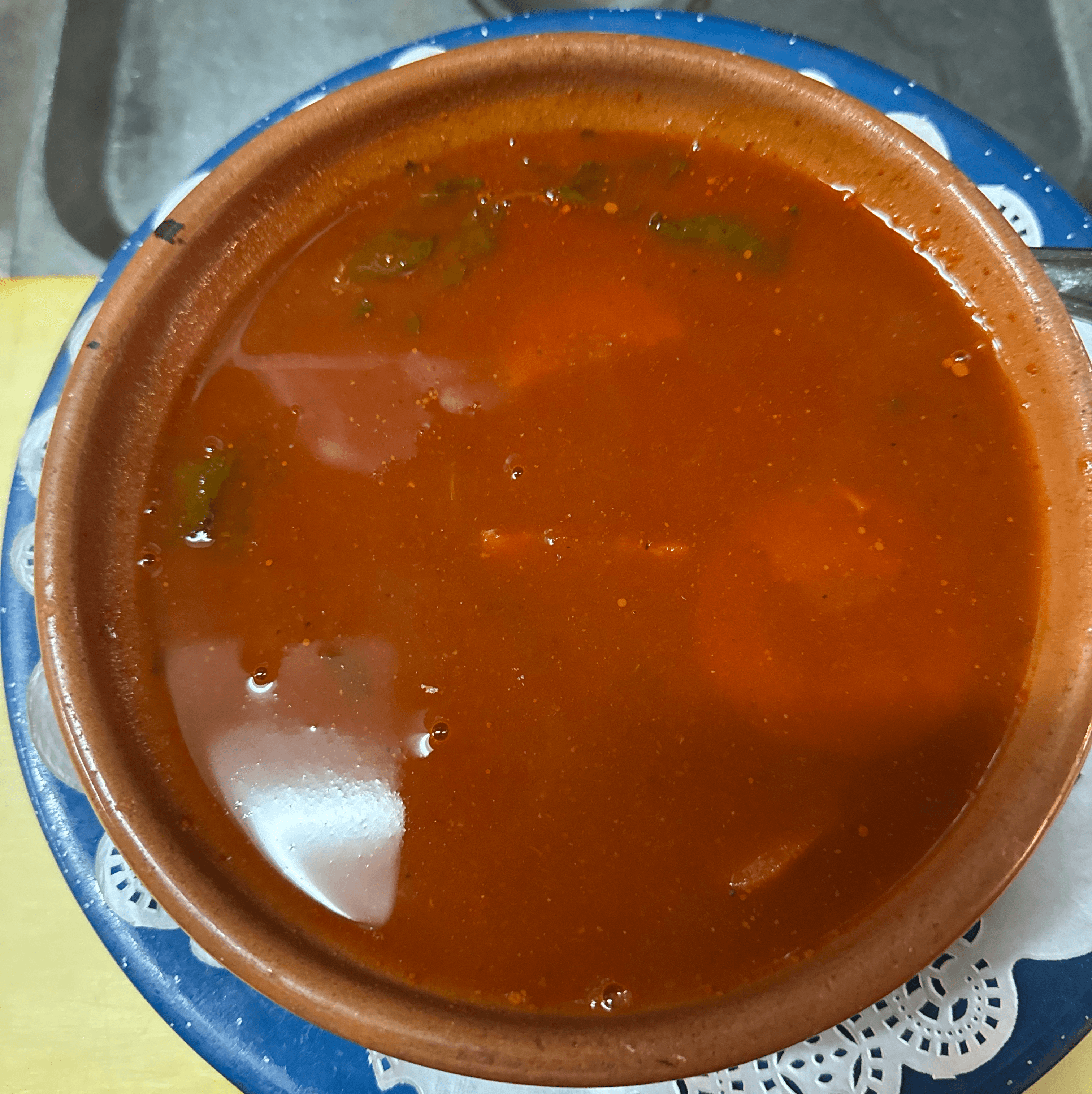 Caldo de camarones.