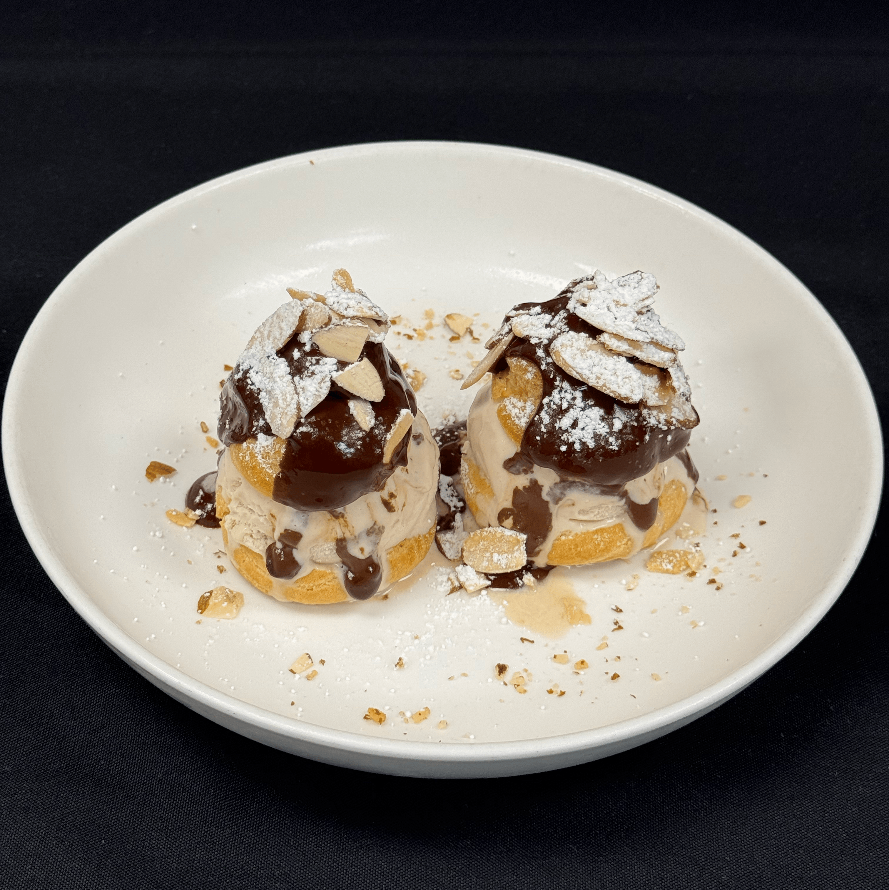 Profiteroles.