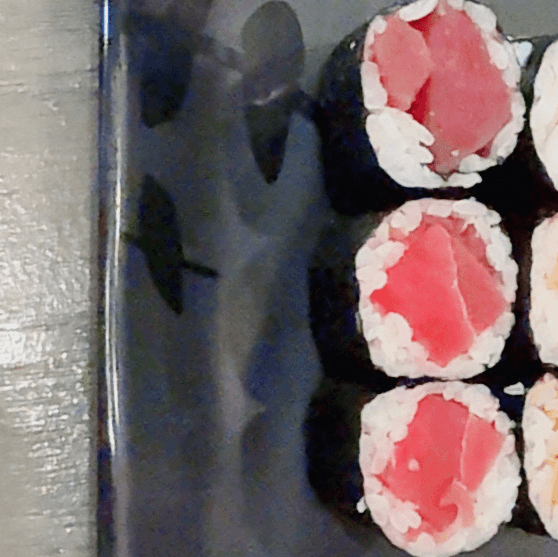 Tuna Roll.