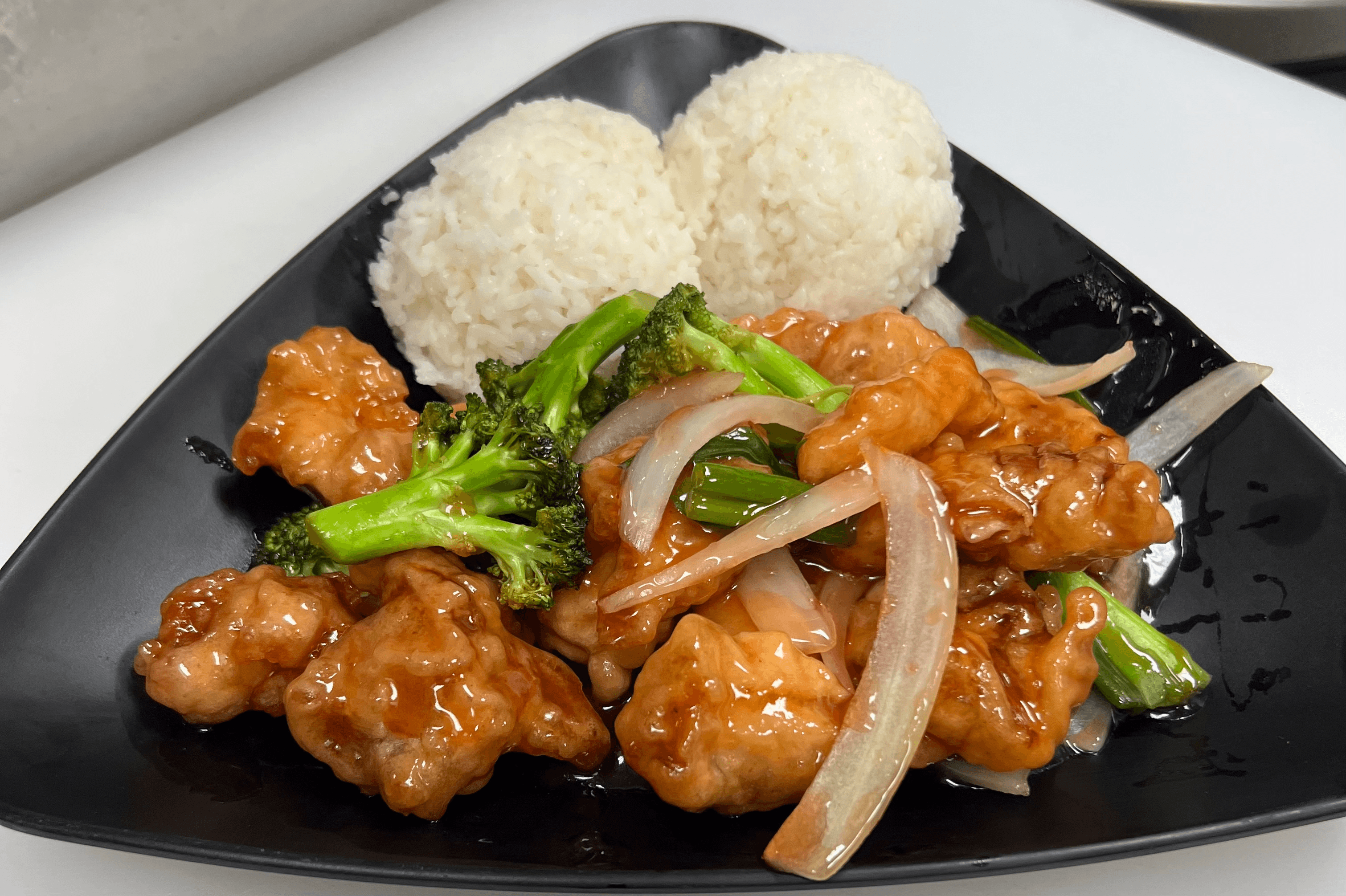 CS9. Stir Fried Chunks Crispy Chicken - Steam Rice.