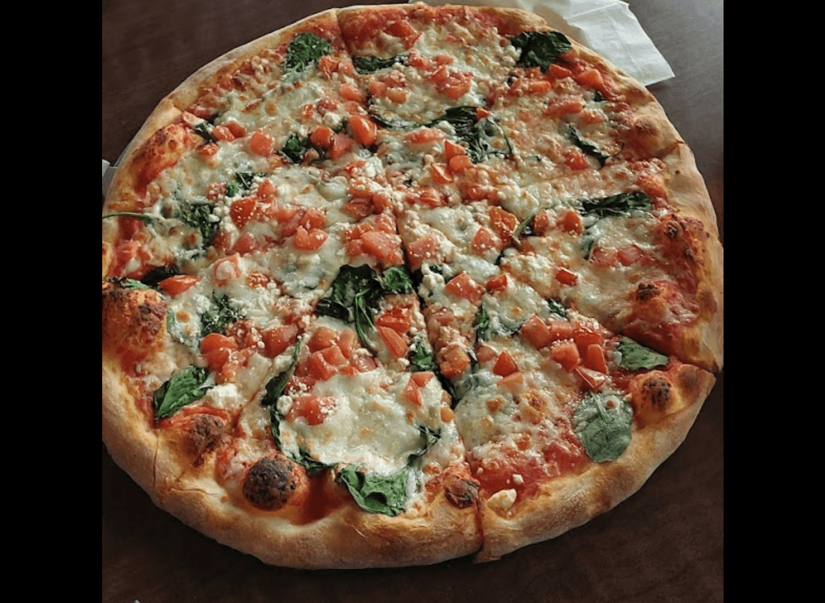 12” Mona Lisa special pizza.