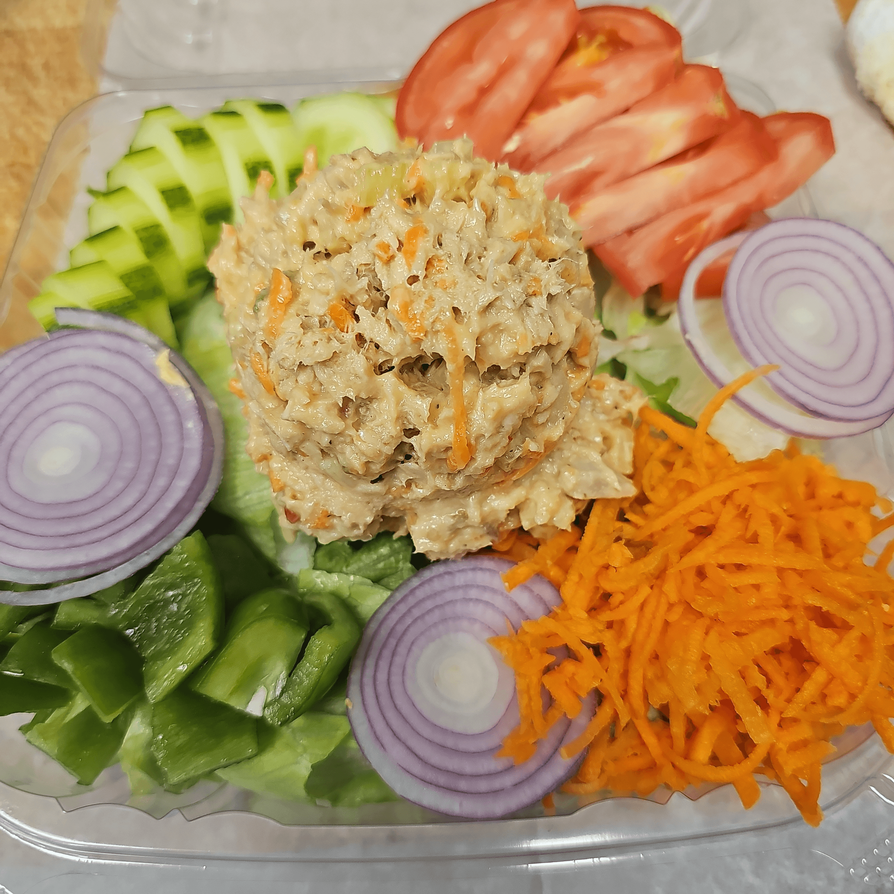 Salad W/ FF Tuna Salad.