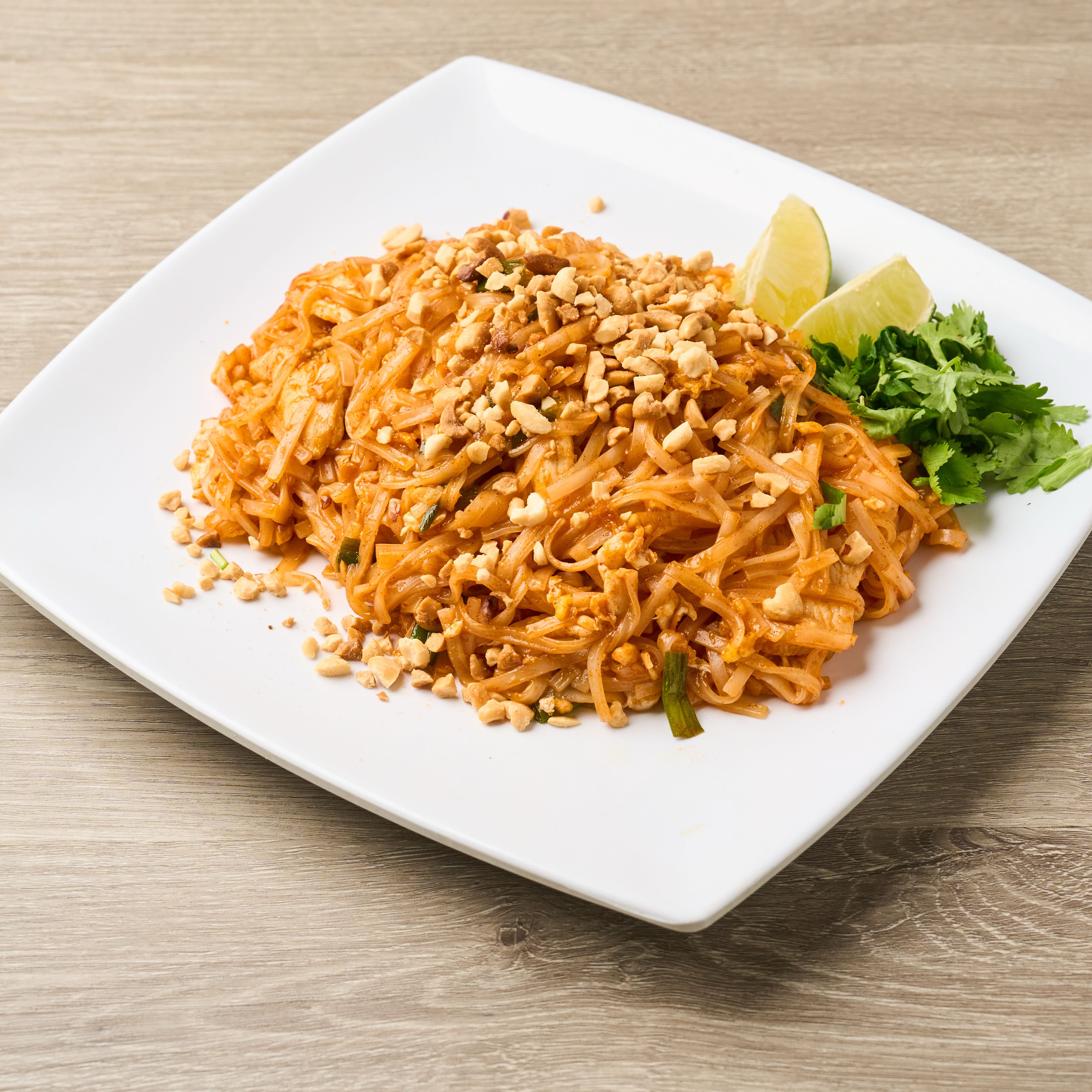 L Pad Thai.