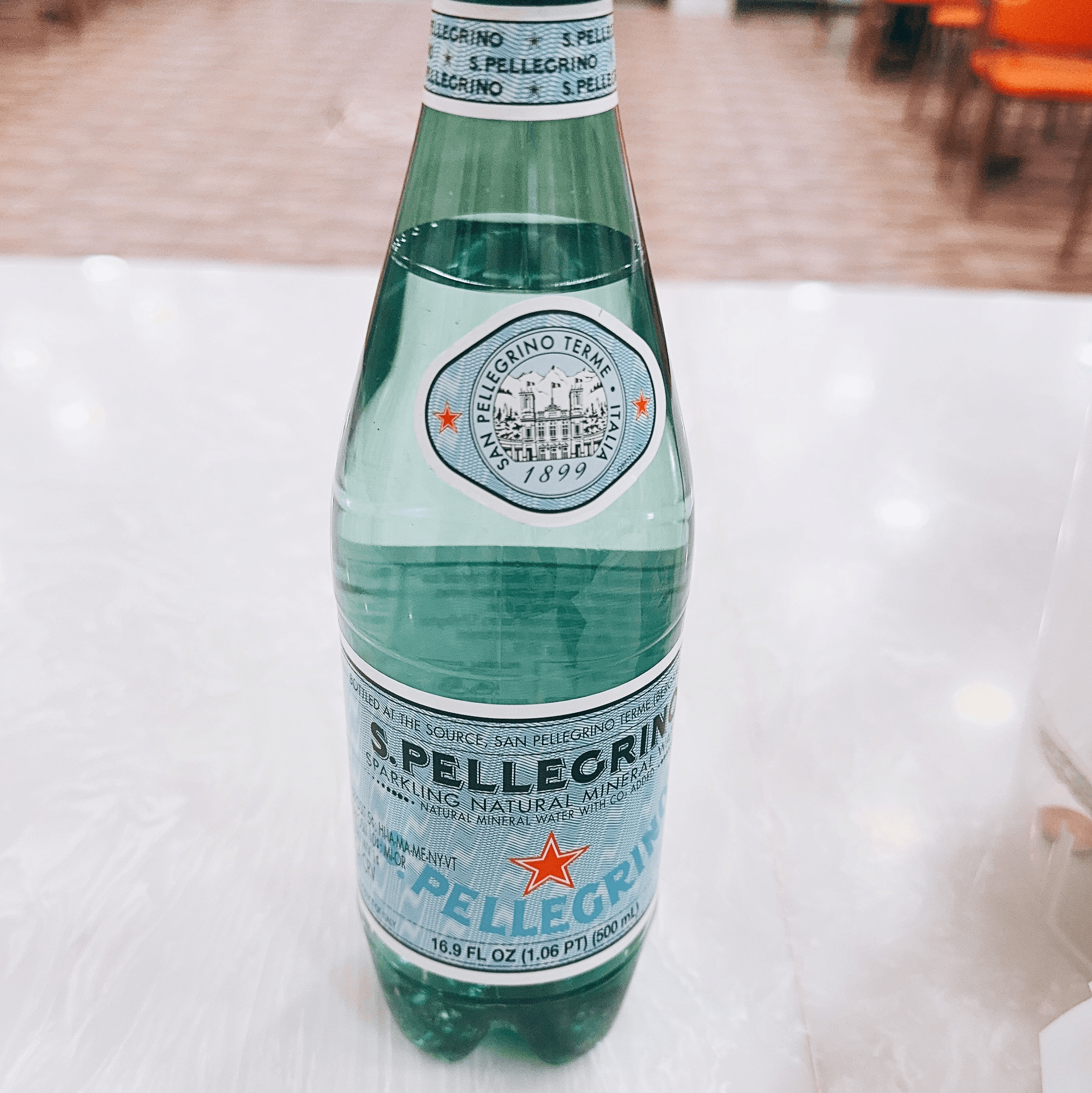 S.Pellegrino.