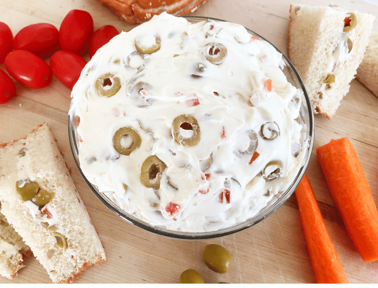 Olive Cream Cheese (1/2 Lb).