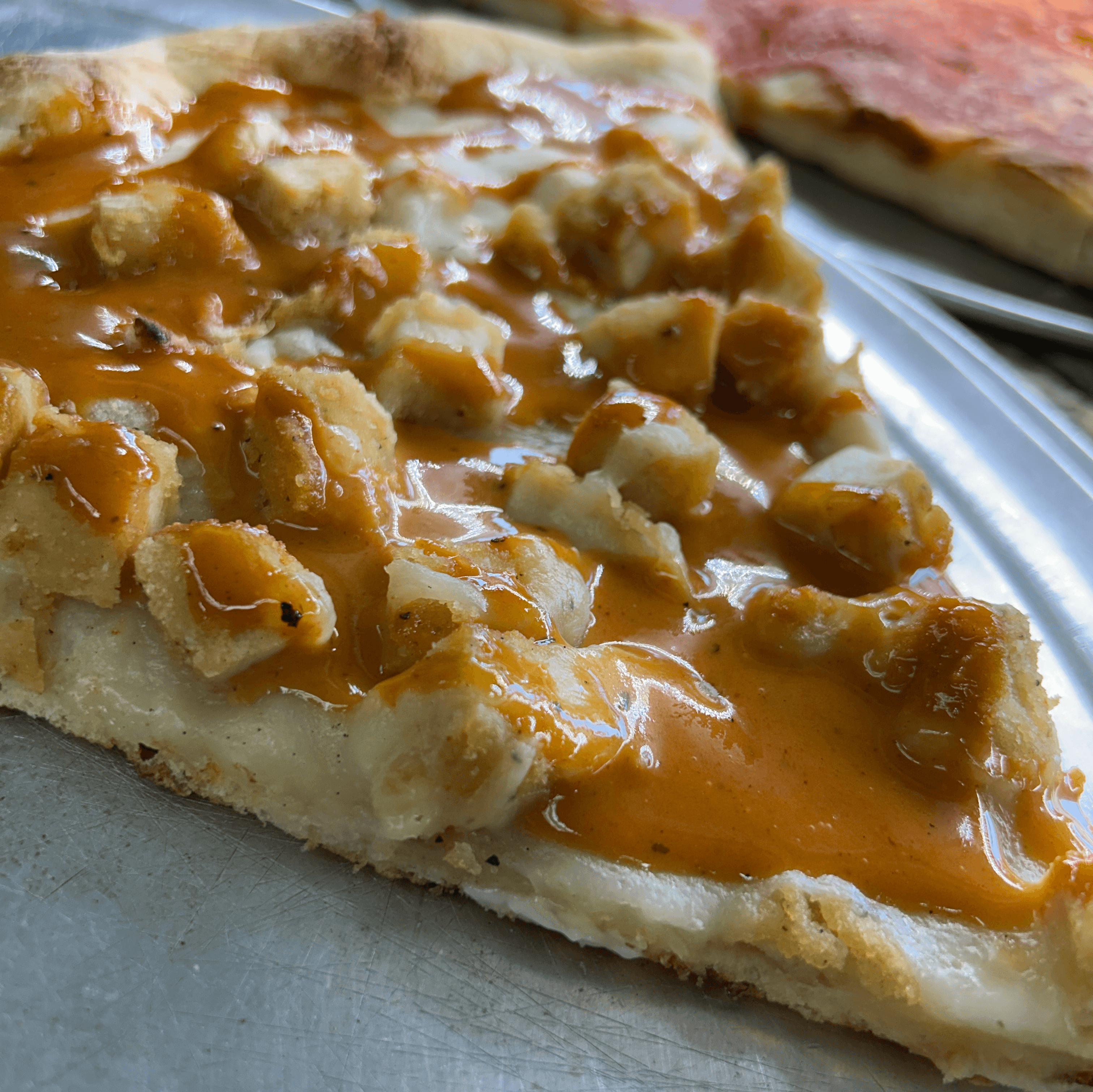Honey buffalo pizza.