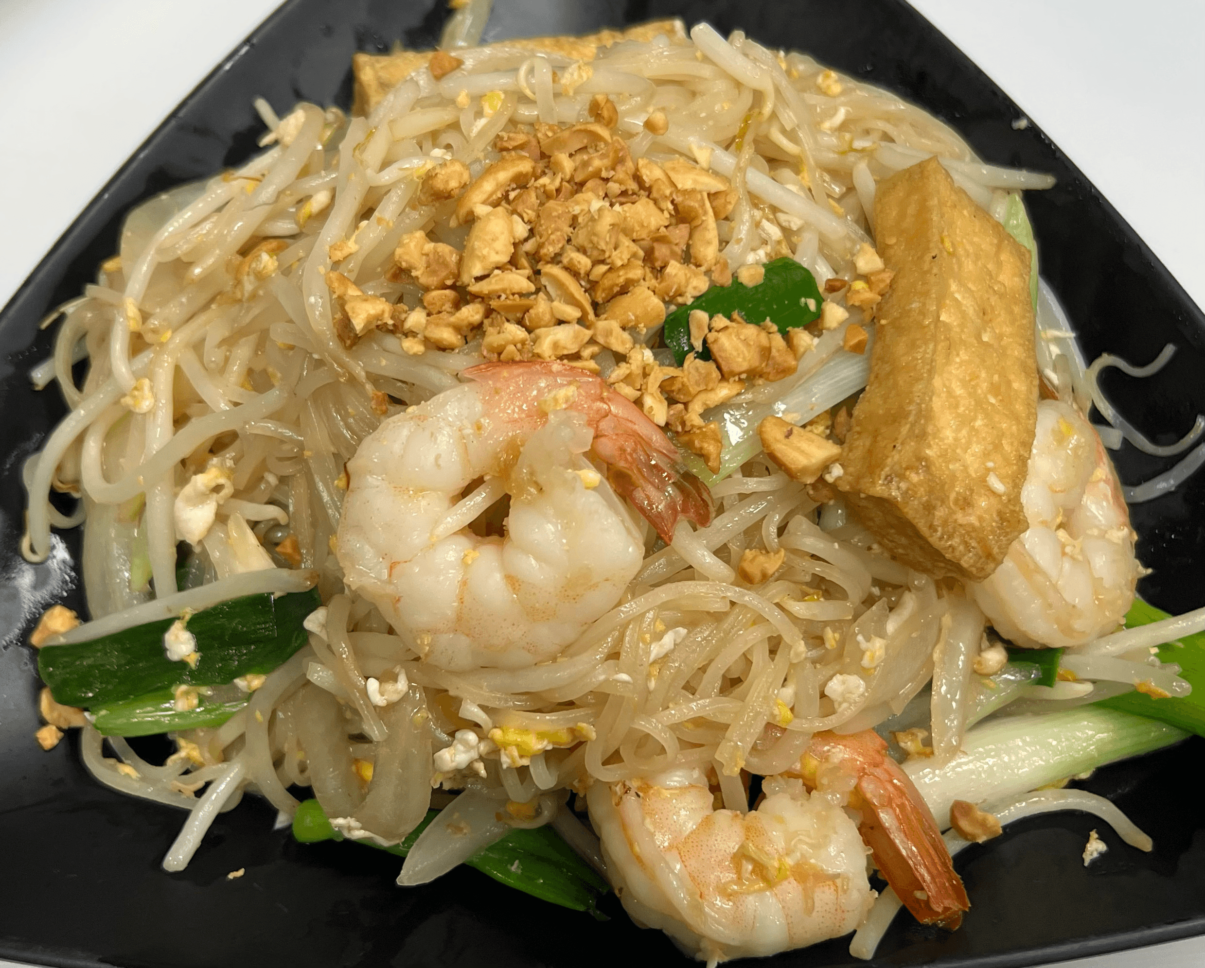 CS2.Vietnamese Fresh Noodle ( Egg, Carrot, Bean Sprout, Yellow Green Onion, Peanut).