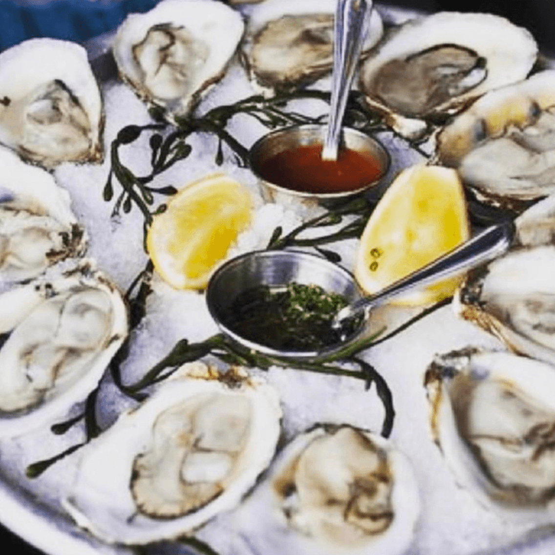 Fresh Oysters on the Half Shell - 6 Raw Oysters.