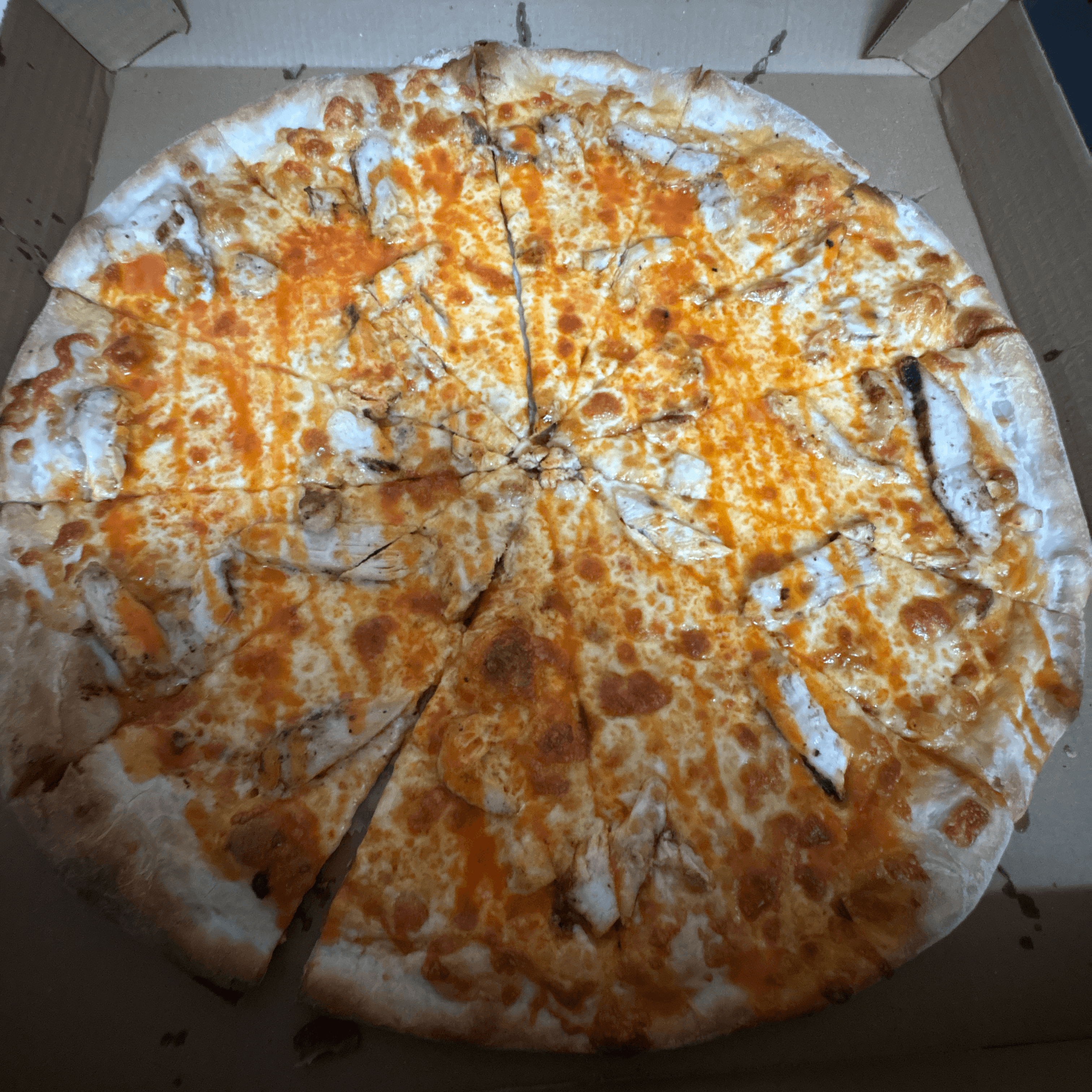 Buffalo Chicken Pizza (XL 20”).