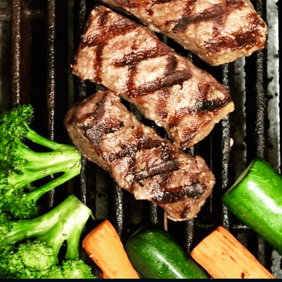 Nuah-Yang (Thai Basil's Grill).