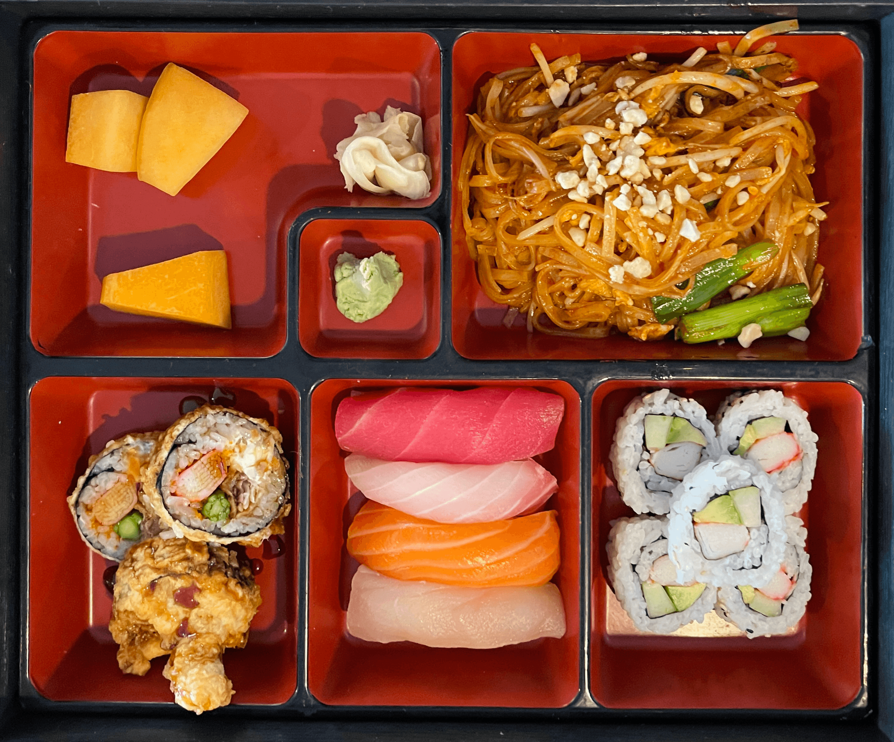 *E. Sushi Thai Combo.