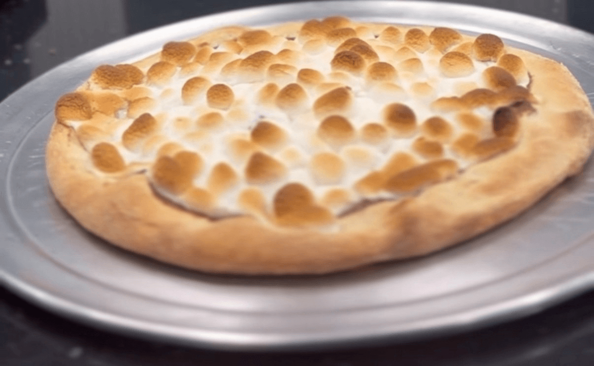 Nutella S’mores Pizza.