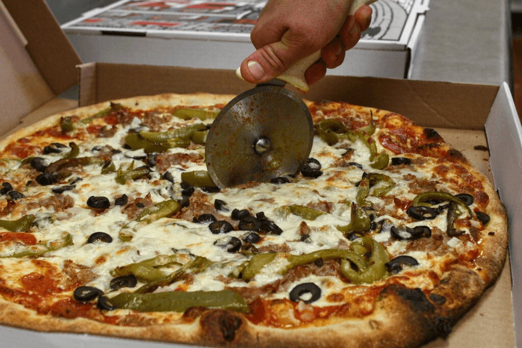 Phil's House Special Pizza 18".