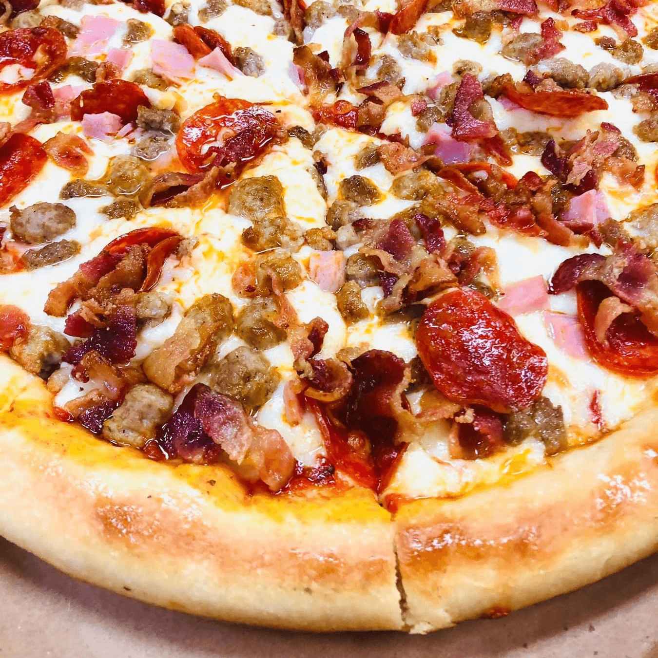 Meatlovers Pizza.