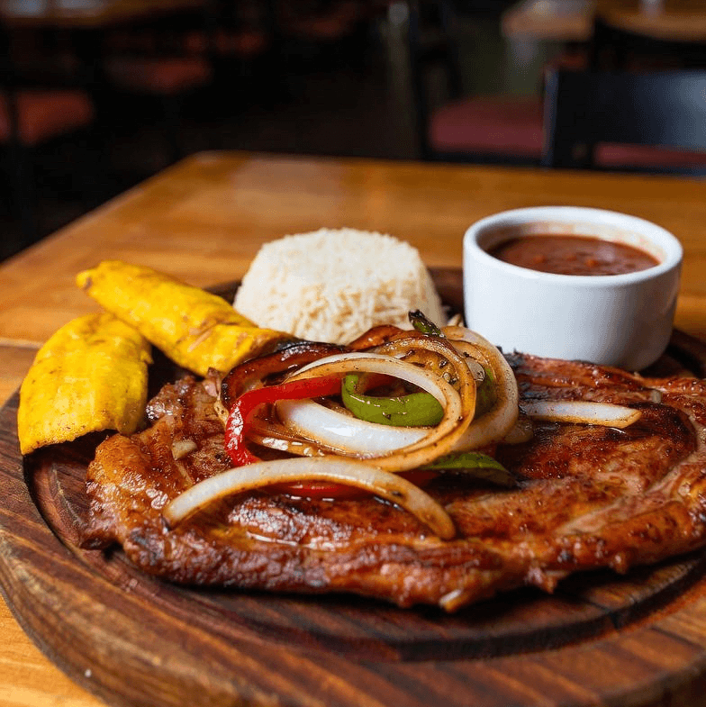 Churrasco De Cerdo a La Parrilla.