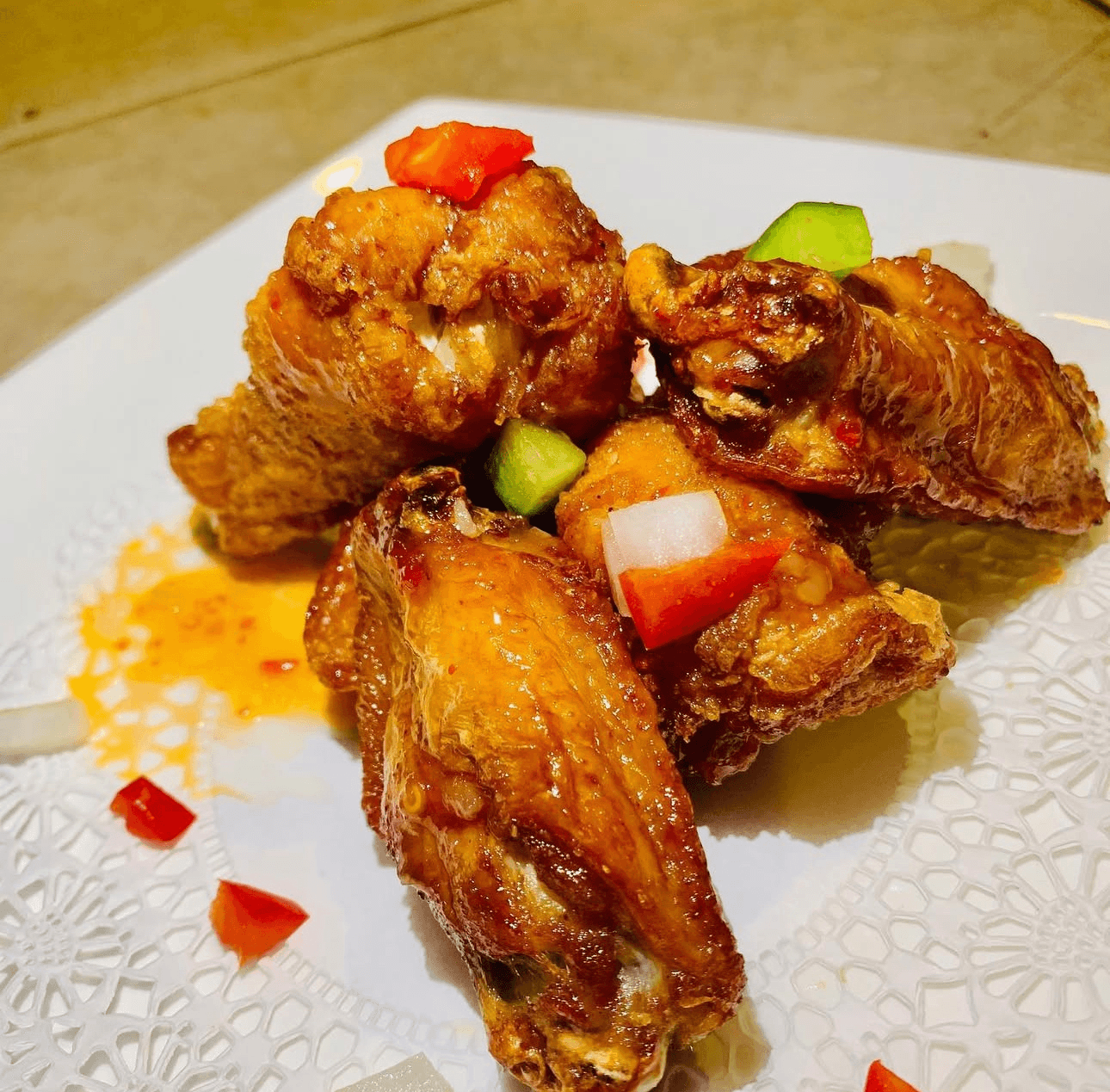 Thai Hot Wing.