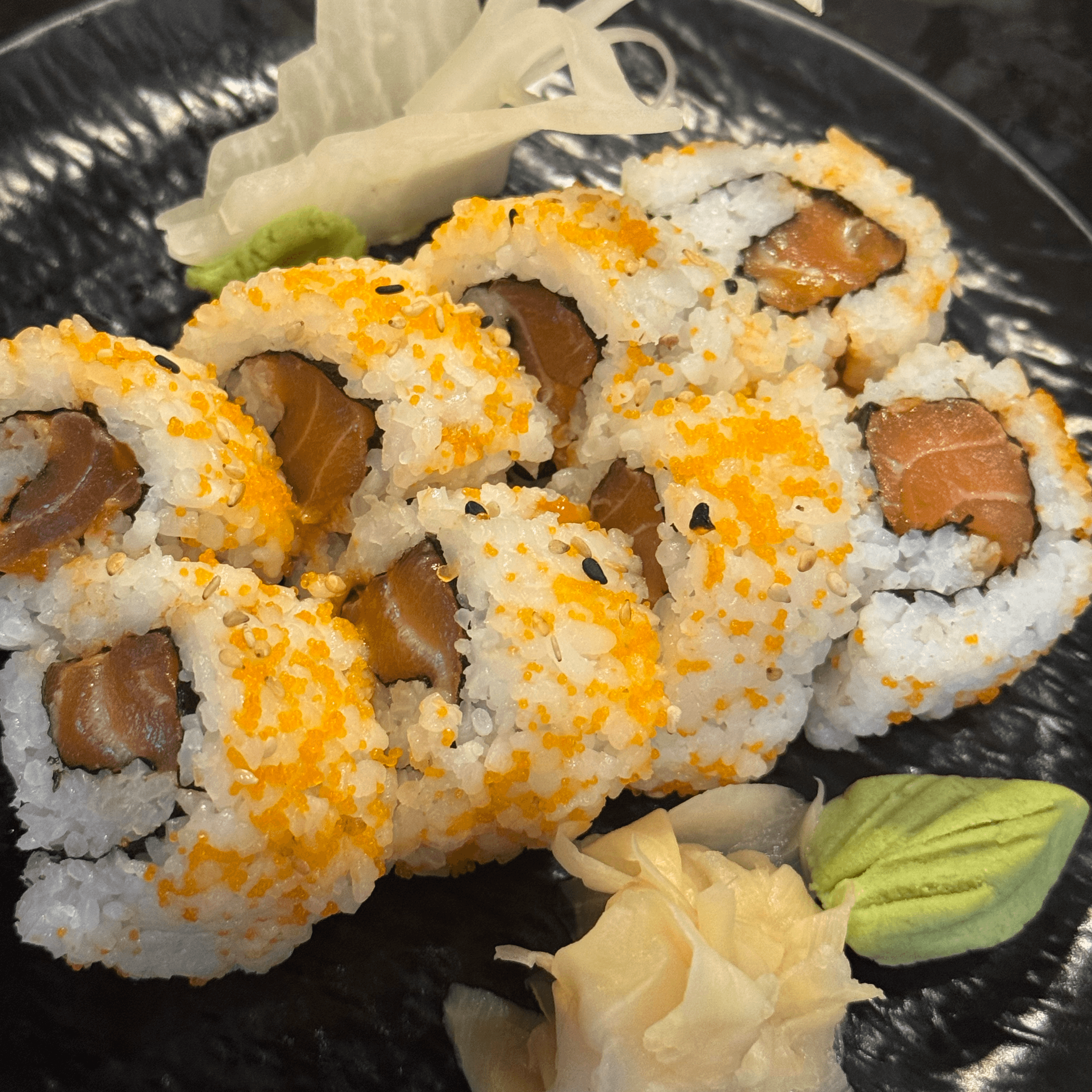Spicy salmon roll.