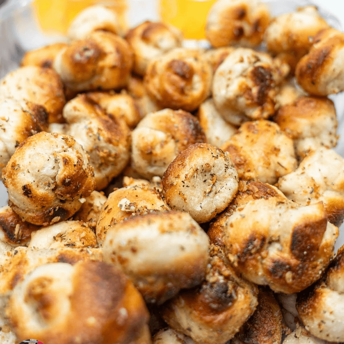 Garlic Knots.