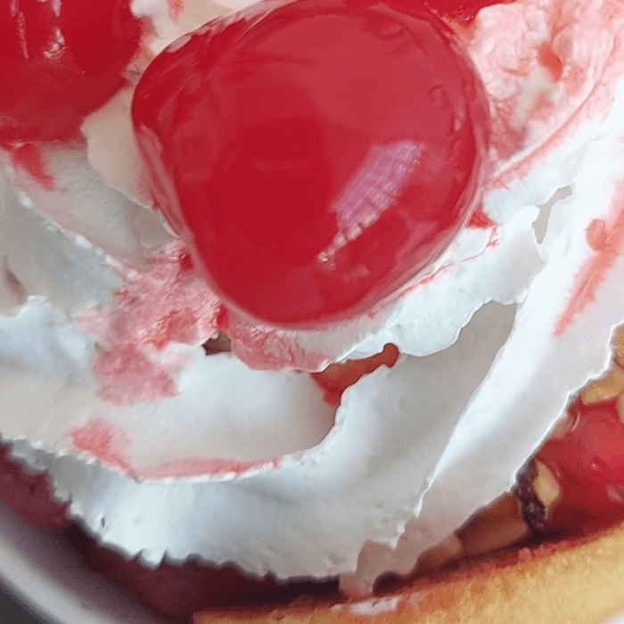 Strawberry Shortcake Super Sundae