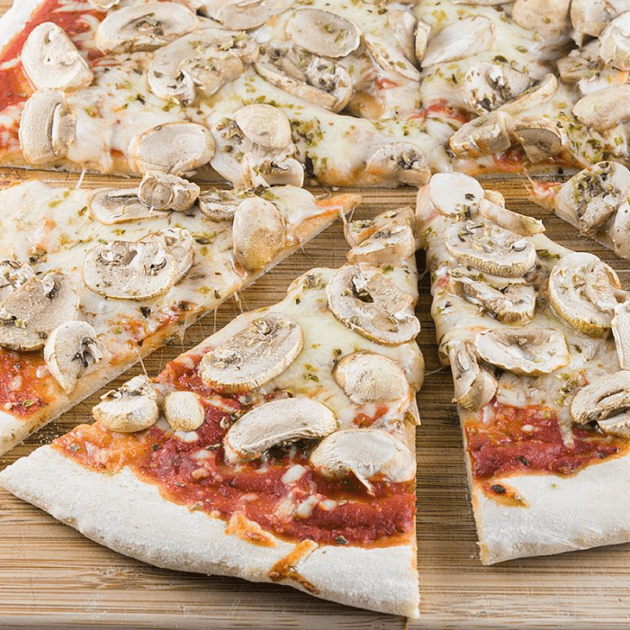 Fungi Pizza (Large)