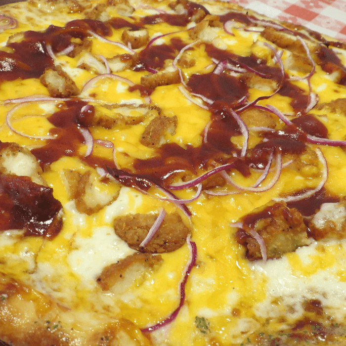 BBQ Chicken Pizza (12" Medium)