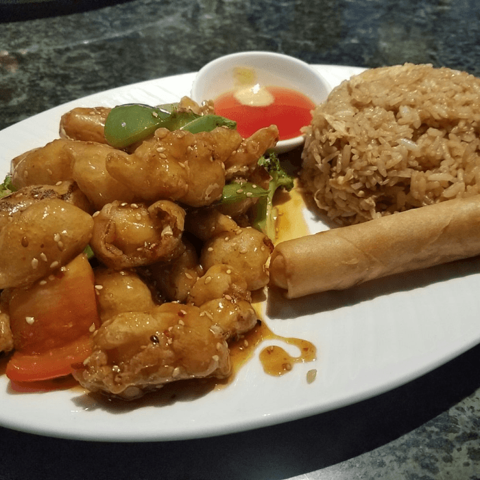 Sesame Chicken (Dinner)