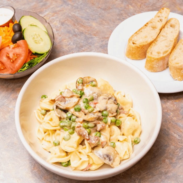 Tortellini con Panna