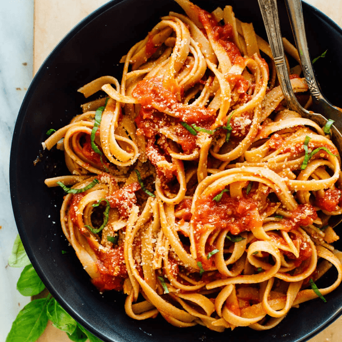 Ziti or Spaghetti Marinara Pasta