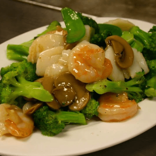 Imperial Scallops and Shrimp