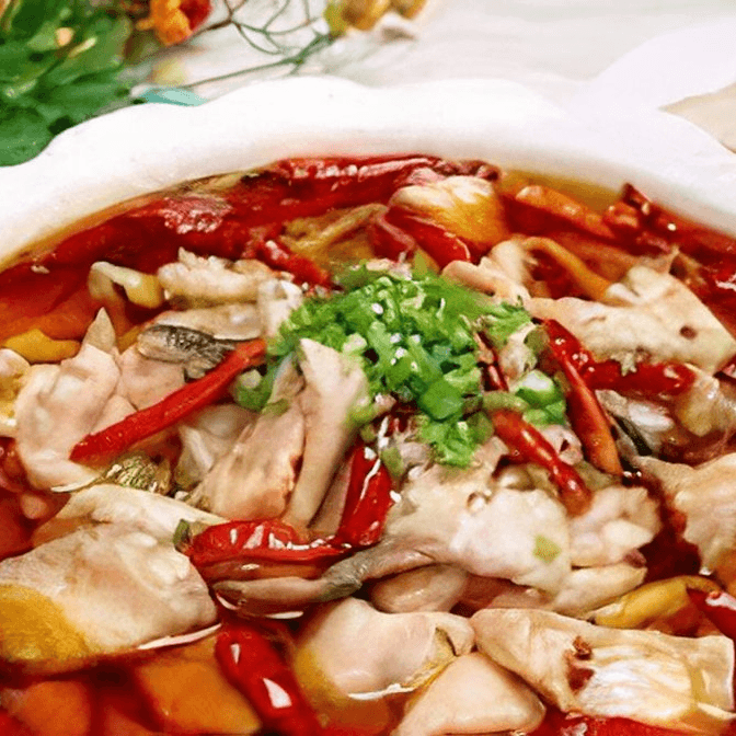 Chengdu Style Fish Fillets and Tofu in Chili Sauce 成都⾖花鱼⽚.